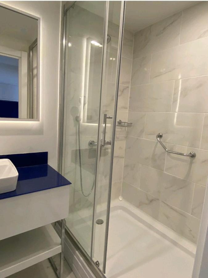 Orbi City Apartment Батуми Экстерьер фото